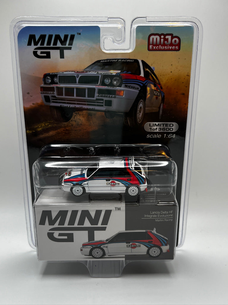 Mini GT Lancia Delta HF Integrale Evoluzione White with Graphics "Martini Racing"