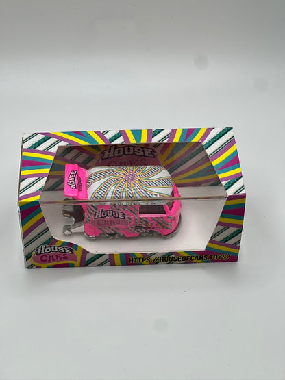 House of Cars - Custom VW Delivery Van/Kombi (Pink)