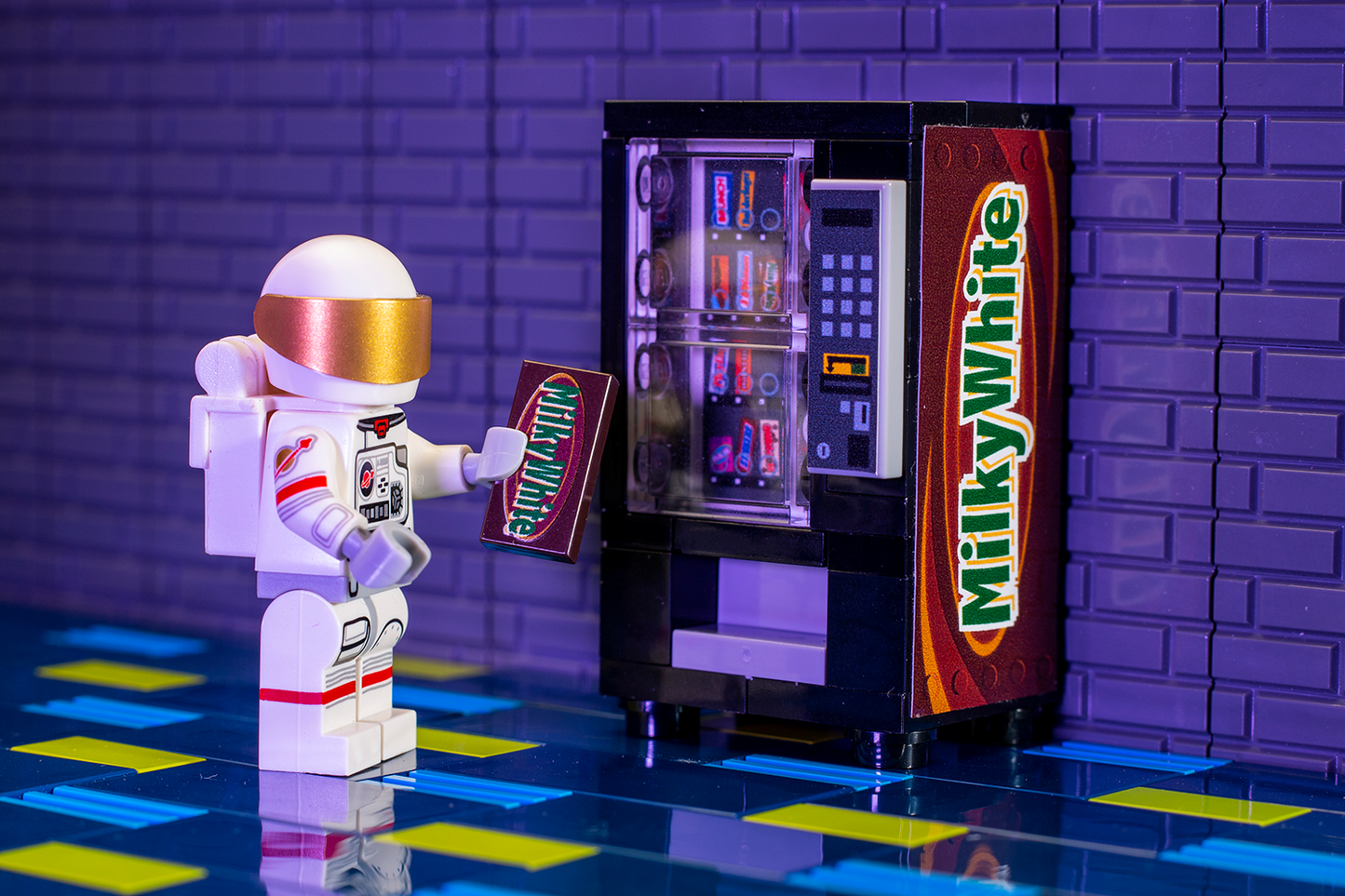 B3 Customs - Milky White - B3 Customs® Candy Vending Machine