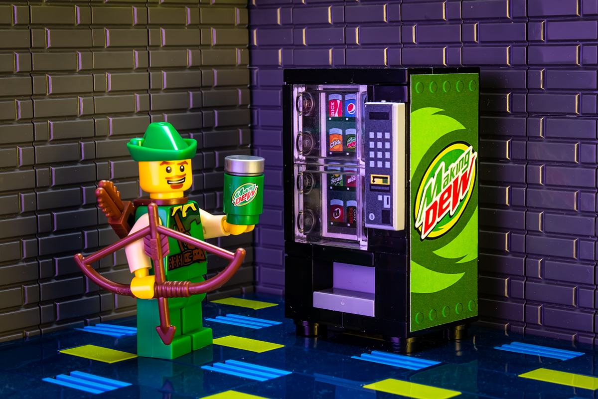 B3 Customs® - Making Dew - Máquina expendedora de refrescos LEGO personalizada