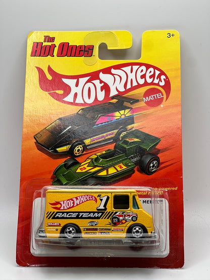 Hot Wheels - The Hot Ones - Combat Medic