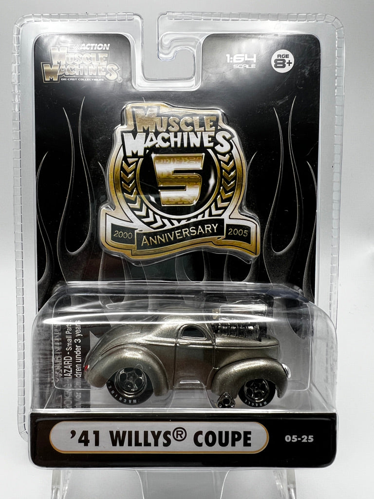 Muscle Machines 5to aniversario '41 Willys Coupe (05-25) Plata