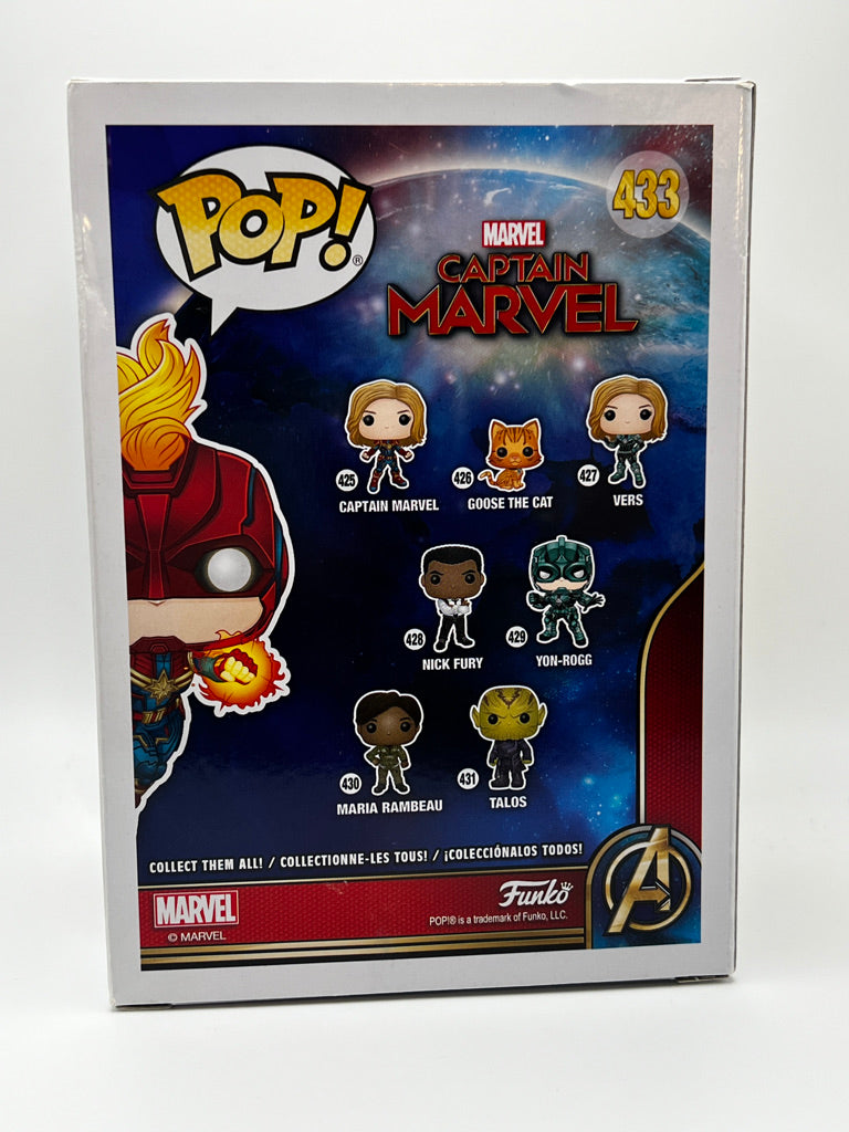 ¡Funko Pop! Marvel - Capitán Marvel (GITD) Exclusivo de Target