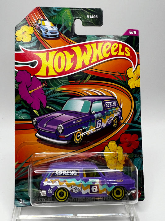 Hot Wheels Spring 2024 (5/5) Custom '69 Volkswagen Squareback