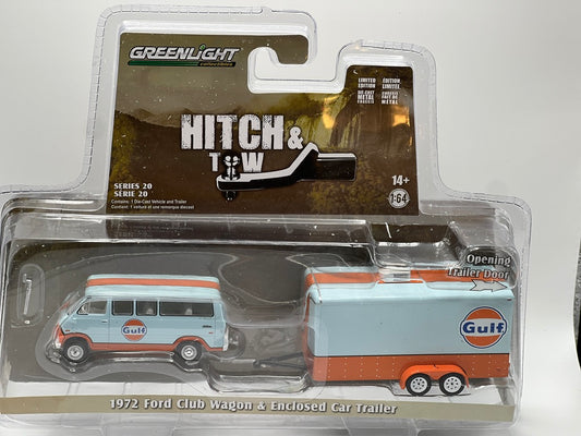 Greenlight Hitch &amp; Tow Serie 20 - Gulf Oil 1972 Ford Club Wagon y remolque para automóvil cerrado