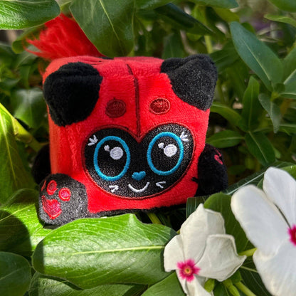 Squaredy Cats (Smol/mini) - "Scarlettini" Lady Bug