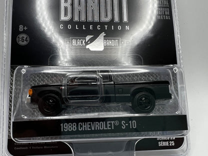 Greenlight Black Bandit Series 25 - 1988 Chevrolet S-10 Extended Cab Pickup