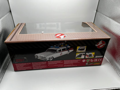 Réplica Diecast del Ecto-1 de los Cazafantasmas de Jada (escala 1:24)