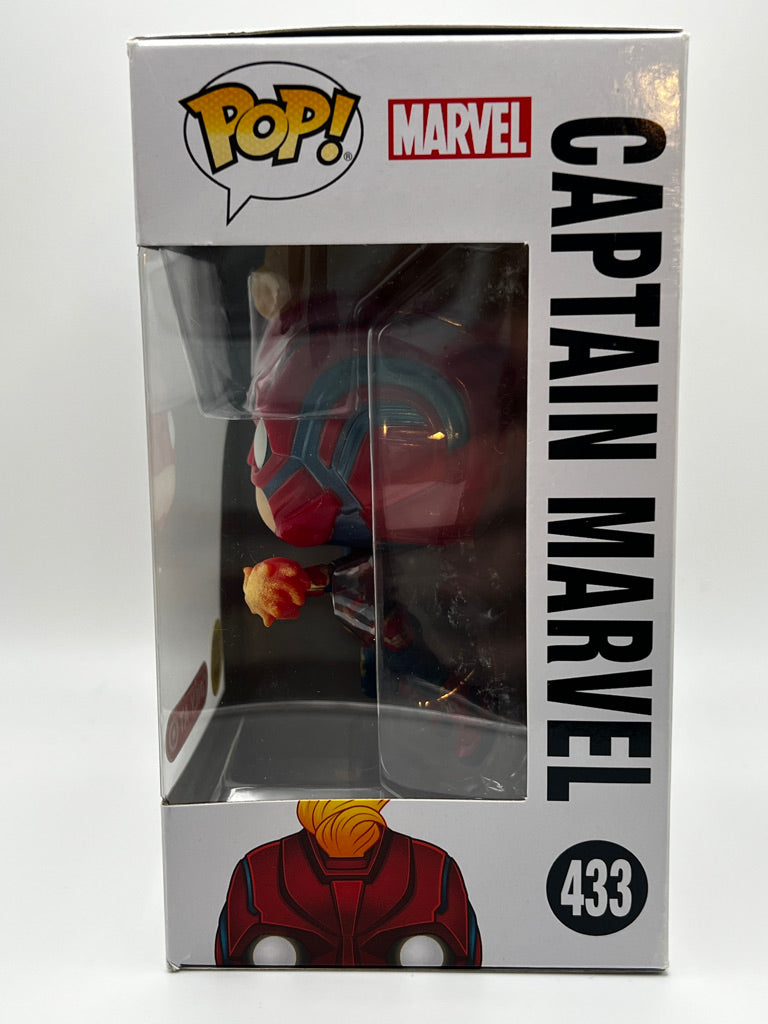 ¡Funko Pop! Marvel - Capitán Marvel (GITD) Exclusivo de Target