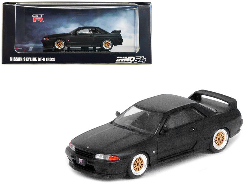 Inno64 Nissan Skyline GT-R (R32) RHD (Volante a la derecha) Negro mate "The Diecast Company Special Edition"