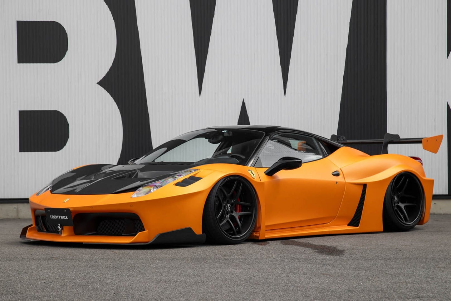 Star Model LB-Silhouette Works 458 GT (Orange Carbon Hood-no figure)