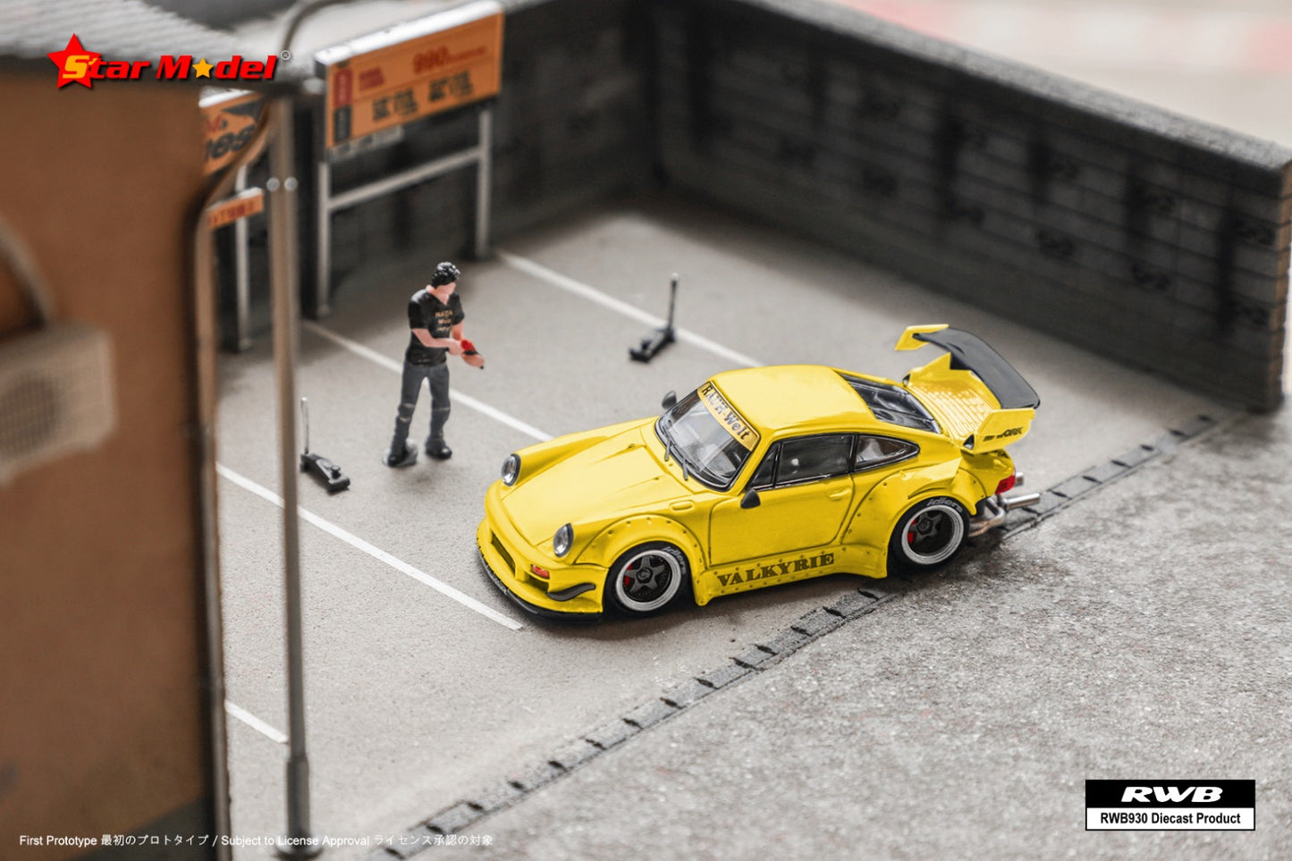 Modelo Estrella Rauh-Welt RWB930 GT (Amarillo Valquiria)