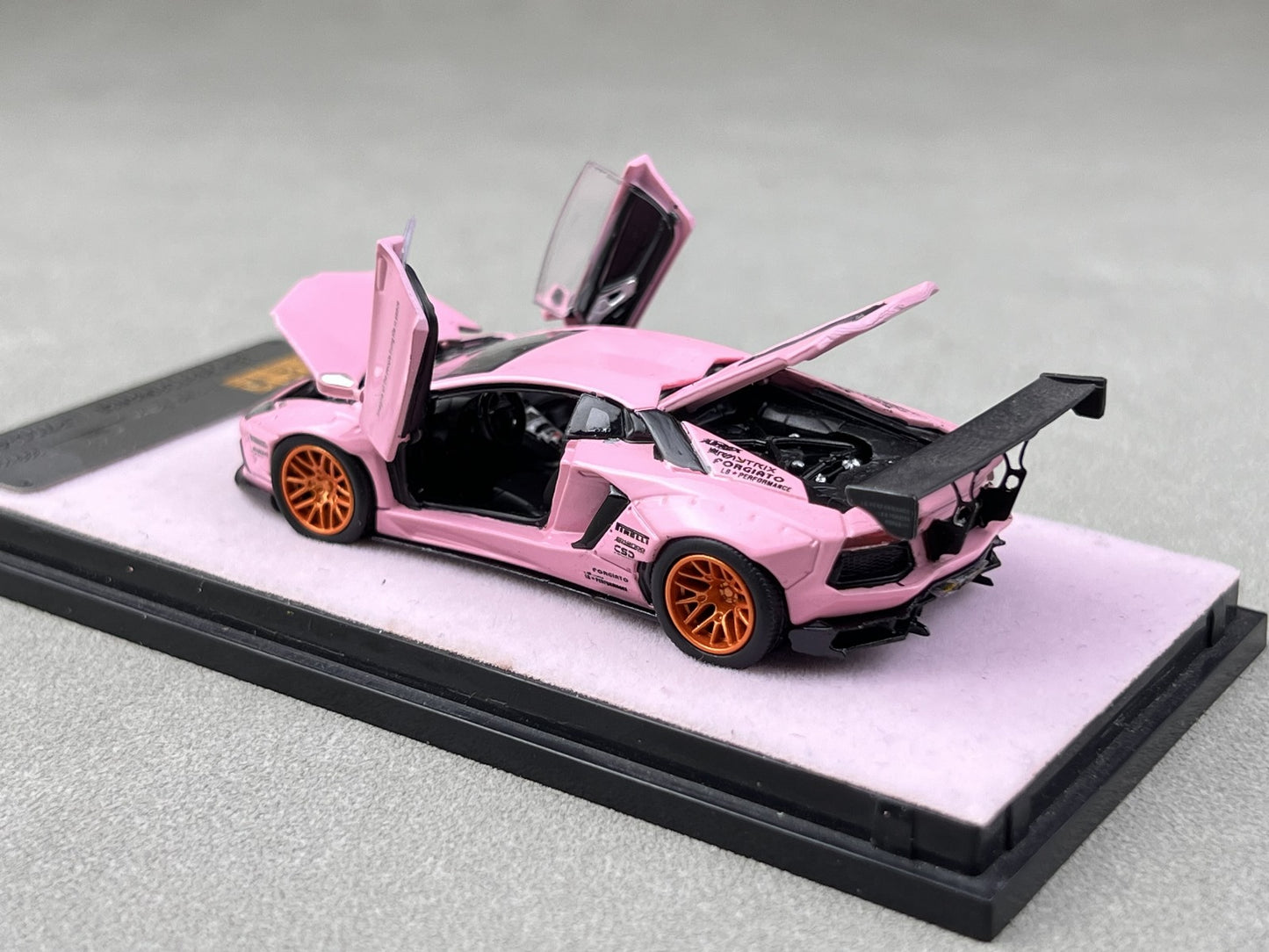 PGM LBWK Lamborghini LP700-4 (Pink)