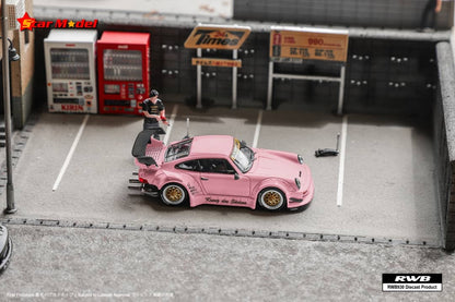 Star Model Rauh-Welt Modified Porsche 930 GT Wing (SoCro Pink) - No figure