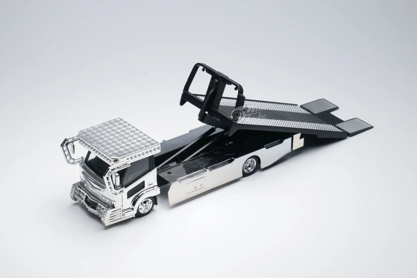 MicroTurbo Dekotura Flatbed Tow Truck w/stickers (Silver Electroplating)