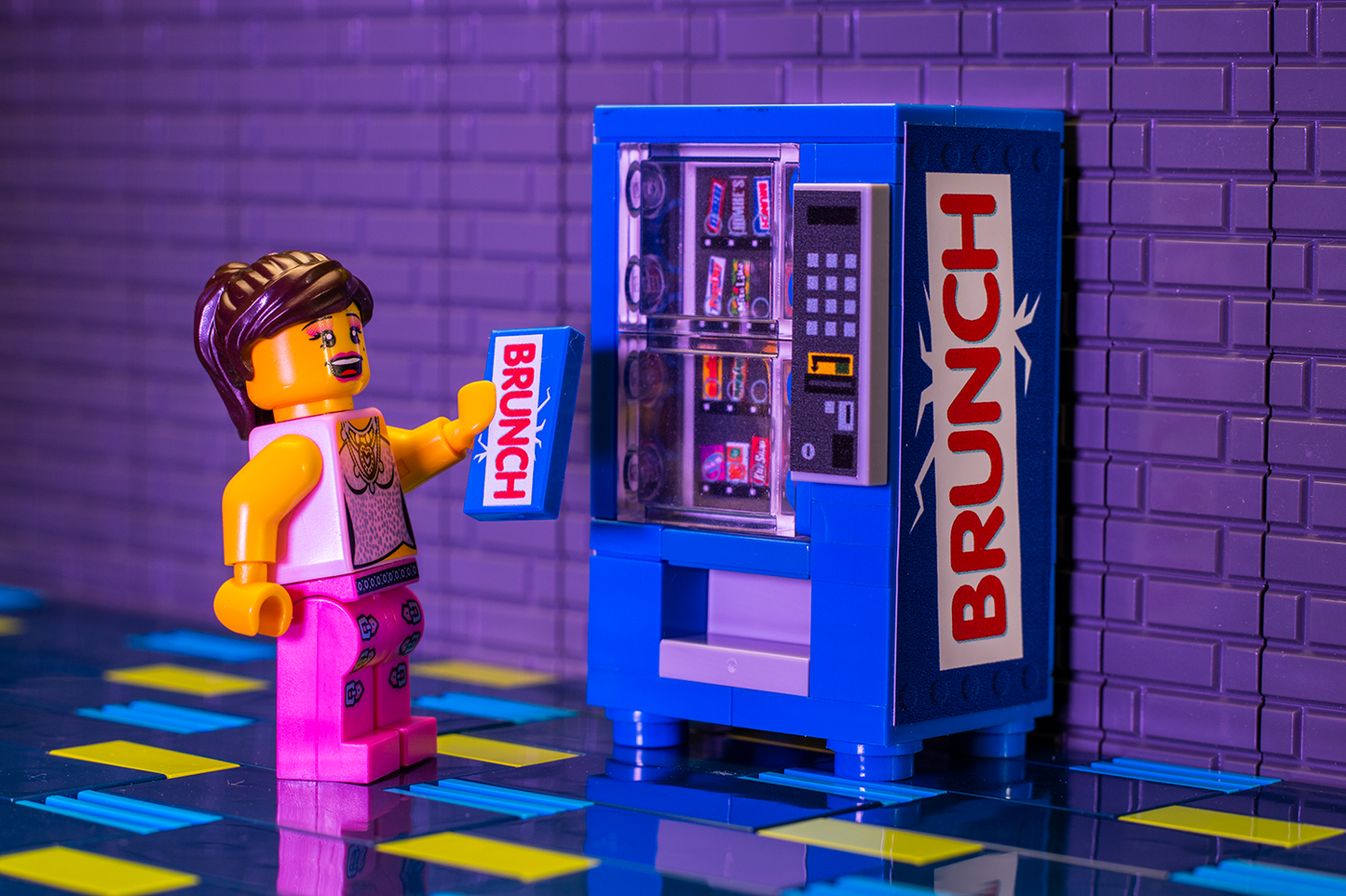 B3 Customs - Brunch - Custom LEGO Candy Vending Machine