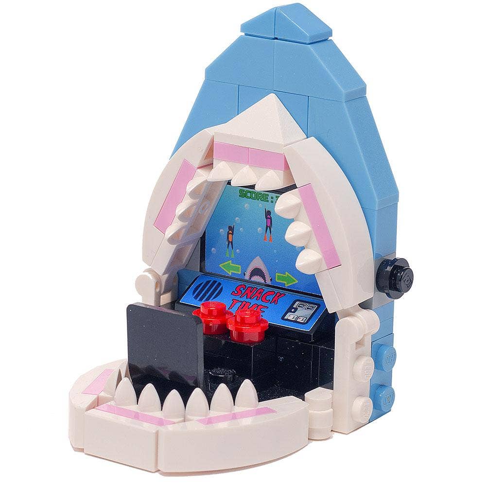 B3 Customs® - Shark Attack! - Custom LEGO Arcade Game