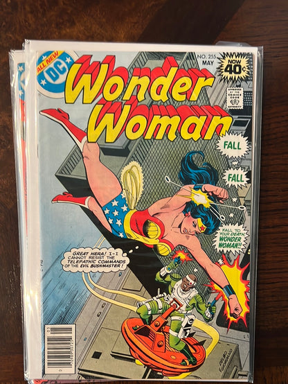 Wonder Woman v1, v3, v4, v5