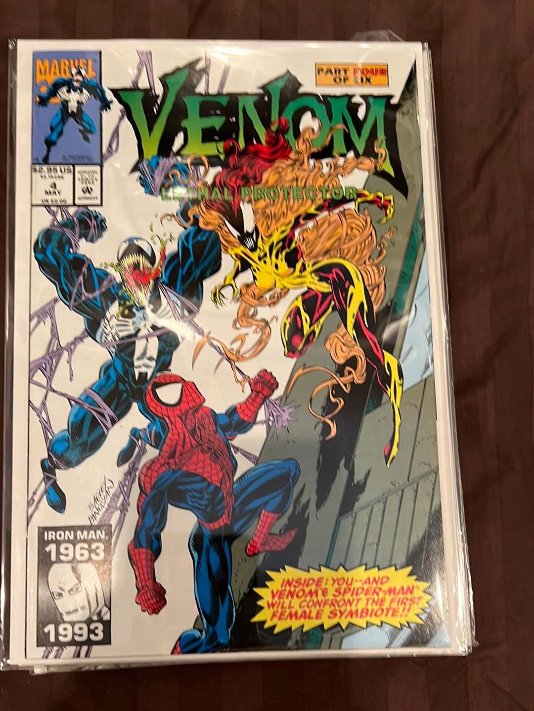 Venom Runs et variantes de couvertures/titres